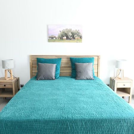 Chambre D'Hotes Du Charme Provencal Sénas Esterno foto